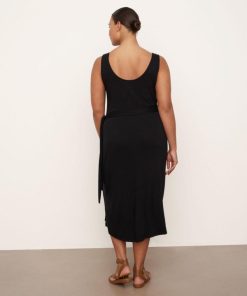 Brooksideboutique.shope41f832c24 4